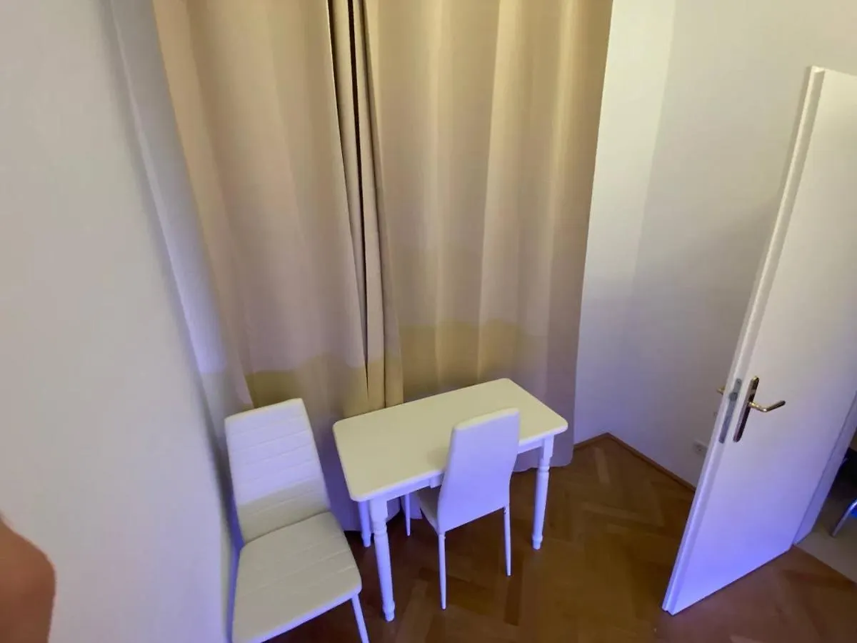 Apartment Komfortables Zimmer Nahe U-Bahn Vienna