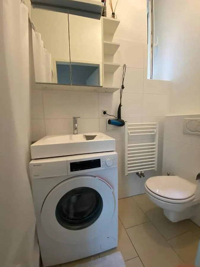 Komfortables Zimmer Nahe U-Bahn Vienna Apartment
