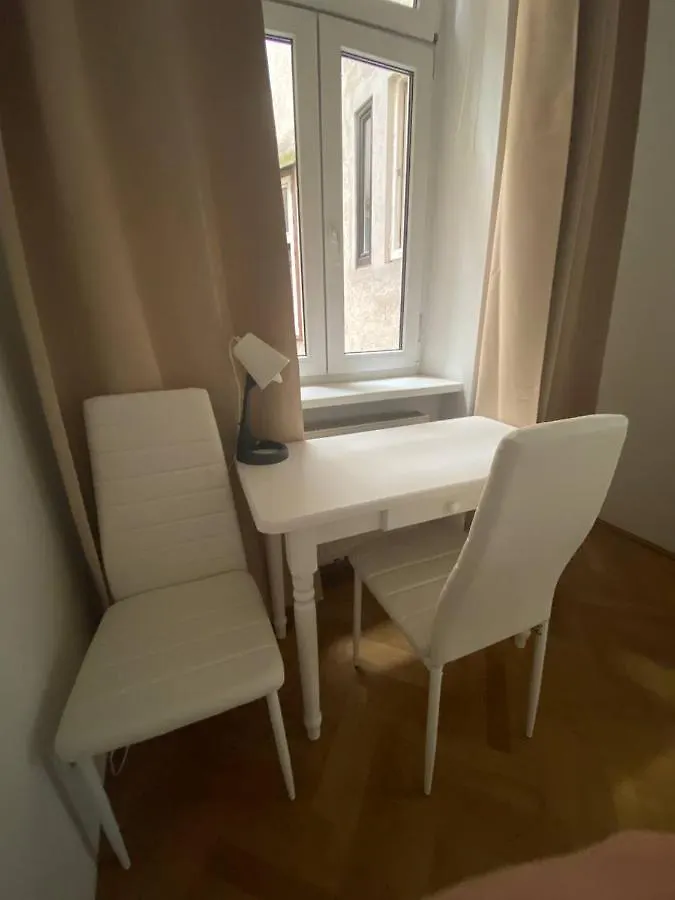 Komfortables Zimmer Nahe U-Bahn Vienna